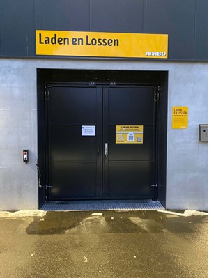 zzed-lift-solutions-en-jumbo-sint-truiden-goederenlift-met-dubbele-hefzuil 